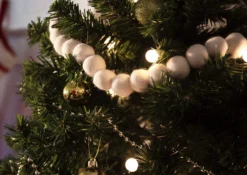 7 Foot White Wool Felt Ball Pom Pom Garland - Vintage Christmas Tree Decor Holiday Party Banner Decoration For Wall, Crafts, Kids Room -Night Christmas Shop 81PNX5DNvSL. AC SL1500