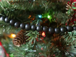 9-Foot Rustic Matte Black Fall Halloween Wood Bead Garland Christmas Tree Decoration -Night Christmas Shop BlackGarlandonTree